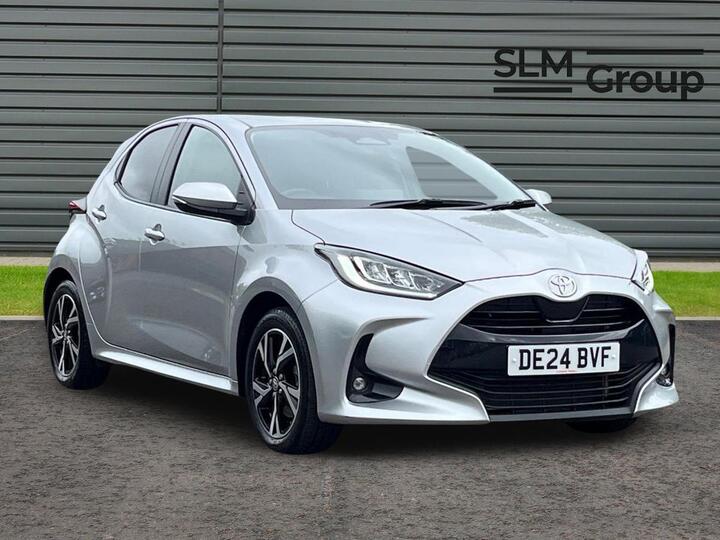 Toyota Yaris 1.5 VVT-h Design E-CVT Euro 6 (s/s) 5dr
