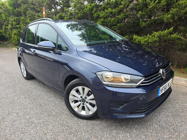 Volkswagen Golf SV 1.6 TDI BlueMotion Tech SE Euro 6 (s/s) 5dr Volkswagen Golf SV 1.6 TDI BlueMotion Tech SE Euro 6 (s/s) 5dr