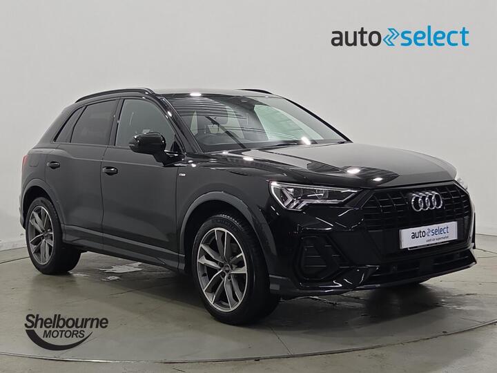 Audi Q3 1.5 TFSI CoD 35 Black Edition SUV 5dr Petrol S 1.5 TFSI CoD 35 Black Edition S Tronic Euro 6 (s/s) 5dr