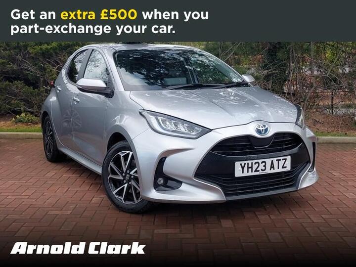 Toyota Yaris 1.5 VVT-h Design E-CVT Euro 6 (s/s) 5dr