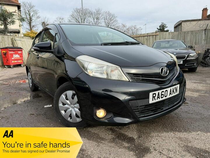 Toyota Yaris 1.33 Dual VVT-i Icon Plus Multidrive S Euro 5 5dr