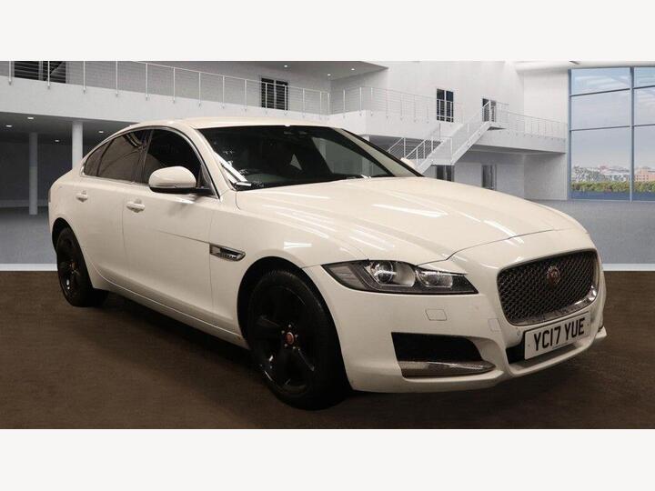 Jaguar XF 2.0d Portfolio Auto Euro 6 (s/s) 4dr