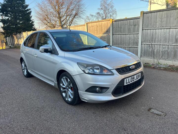 Ford Focus 1.6 Zetec S 5dr