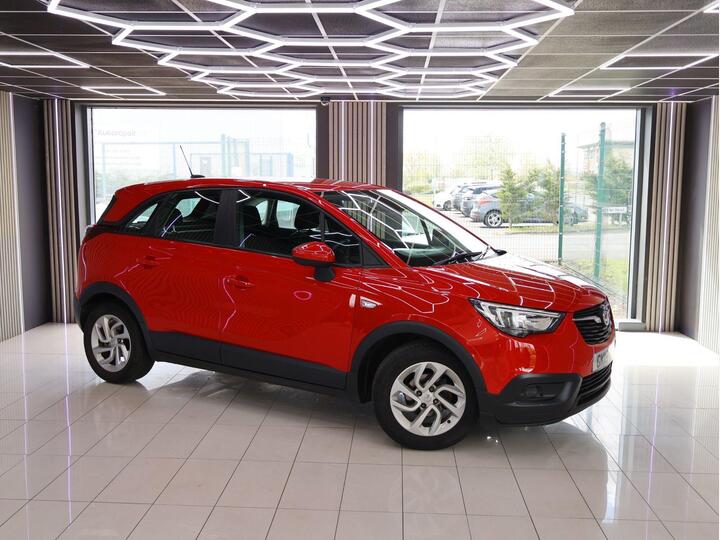 Vauxhall CROSSLAND X 1.2 SE Euro 6 5dr Vauxhall CROSSLAND X 1.2 SE Euro 6 5dr