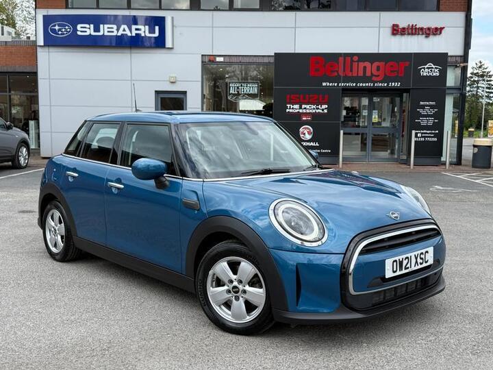 MINI Hatch 1.5 Cooper Classic Hatchback 5dr Petrol Manual Euro 6 (s/s) (136 Ps)