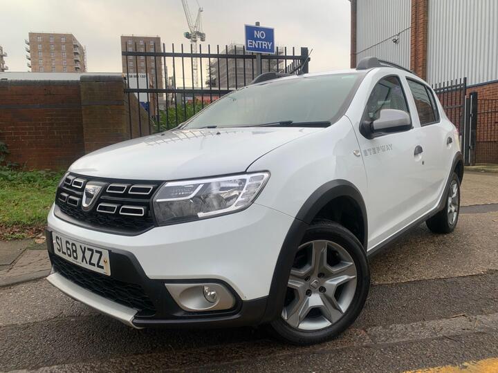 Dacia Sandero Stepway 0.9 TCe Essential Euro 6 (s/s) 5dr