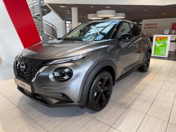 Nissan Juke 1.6 N-Connecta Auto Euro 6 5dr