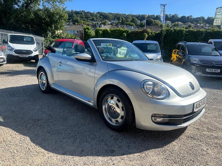 Volkswagen Beetle 1.6 TDI BlueMotion Tech Design Cabriolet Euro 5 (s/s) 2dr