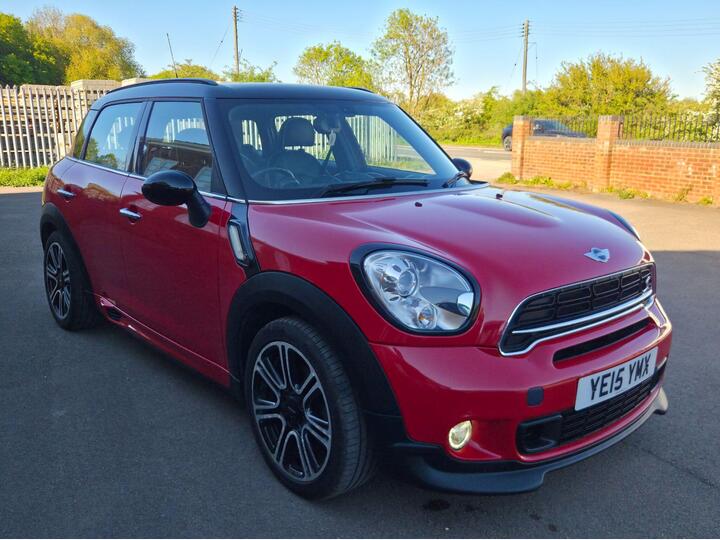 MINI Countryman 2.0 Cooper SD Euro 5 (s/s) 5dr MINI Countryman 2.0 Cooper SD Euro 5 (s/s) 5dr