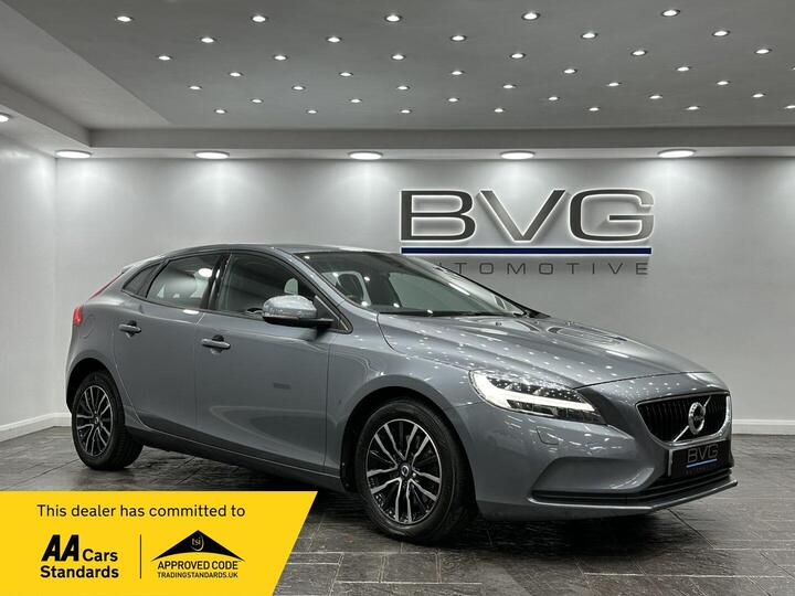Volvo V40 2.0 T2 Momentum Nav Plus Euro 6 (s/s) 5dr
