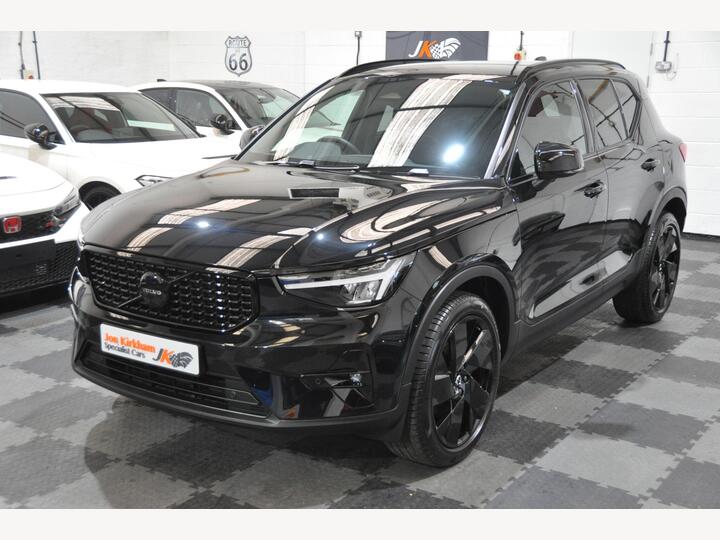 Volvo XC40 2.0 B3 MHEV Plus Black Edition DCT Auto Euro 6 (s/s) 5dr