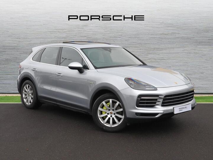 Porsche Cayenne 3.0 V6 E-Hybrid 14.1kWh TiptronicS 4WD Euro 6 (s/s) 5dr (3.6kW Charger) Porsche Cayenne 3.0 V6 E-Hybrid 14.1kWh TiptronicS 4WD Euro 6 (s/s) 5dr (3.6kW Charger)