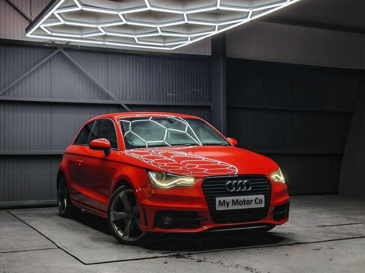 Audi A1 2.0 TDI Black Edition Euro 5 (s/s) 3dr