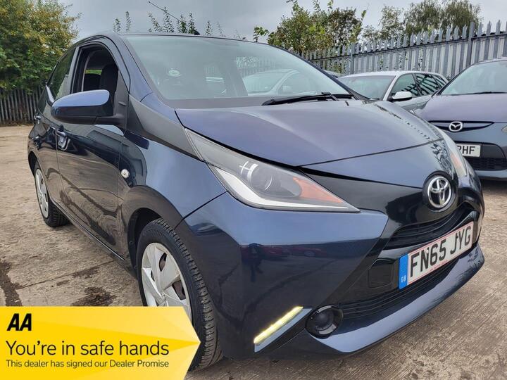 Toyota AYGO 1.0 VVT-i X-play Euro 5 5dr Euro 5
