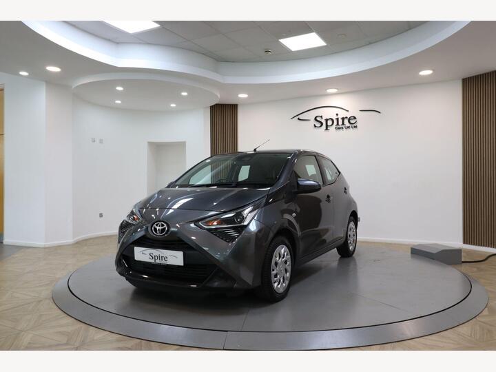 Toyota AYGO 1.0 VVT-i X-play Euro 6 (s/s) 5dr