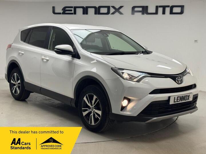 Toyota RAV4 2.0 D-4D Business Edition Euro 6 (s/s) 5dr (Safety Sense, Nav)