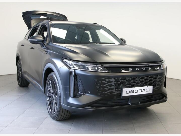 OMODA 9 1.5T SHS 34.46kWh Black Noble DHT3 4WD Euro 6 (s/s) 5dr