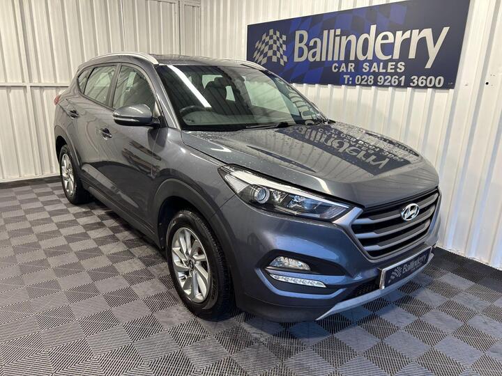 Hyundai TUCSON 1.7 CRDi Blue Drive SE Euro 6 (s/s) 5dr Hyundai TUCSON 1.7 CRDi Blue Drive SE Euro 6 (s/s) 5dr