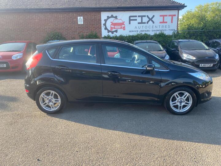 Ford Fiesta 1.25 Zetec Euro 5 5dr