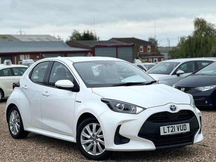 Toyota Yaris 1.5 VVT-h Icon E-CVT Euro 6 (s/s) 5dr