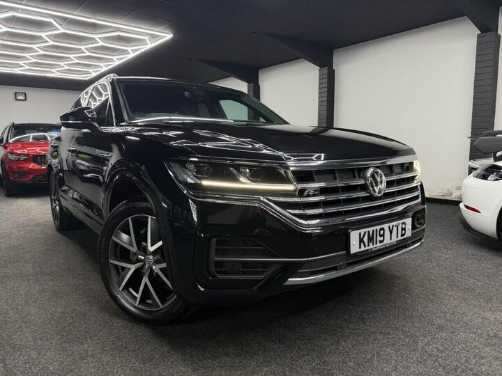 Volkswagen TOUAREG 3.0 TDI V6 R-Line Tiptronic 4Motion Euro 6 (s/s) 5dr