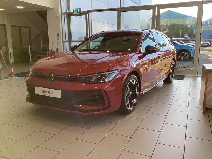 Volkswagen Passat 1.5 ETSI MHEV R-Line DSG Euro 6 (s/s) 5dr