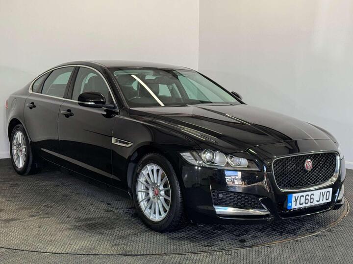 Jaguar XF 2.0d Prestige Auto Euro 6 (s/s) 4dr