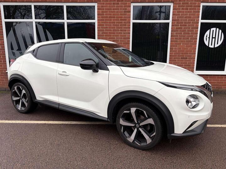 Nissan JUKE 1.0 DIG-T Tekna Euro 6 (s/s) 5dr