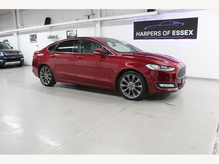 Ford Mondeo 2.0 TDCi Vignale Euro 6 (s/s) 4dr