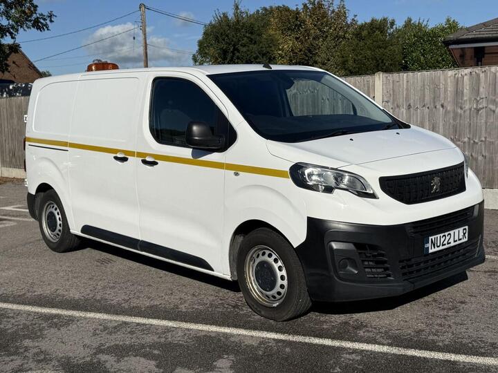 Peugeot EXPERT 1.5 BlueHDi 1000 Professional Premium Standard Panel Van 6dr Diesel Manual MWB Euro 6 (s/s) (100 Bhp) ONE OWNER, FSH, BELTS DONE 26