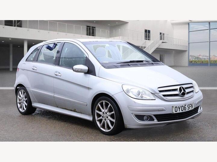 Mercedes-Benz B Class 1.7 B170 SE CVT 5dr Mercedes-Benz B Class 1.7 B170 SE CVT 5dr