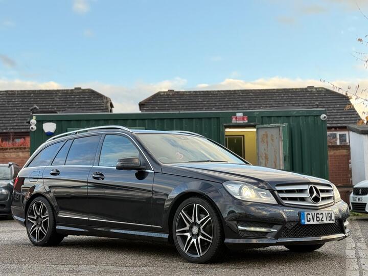 Mercedes-Benz C Class 2.1 C220 CDI BlueEfficiency AMG Sport Plus G-Tronic+ Euro 5 (s/s) 5dr Mercedes-Benz C Class 2.1 C220 CDI BlueEfficiency AMG Sport Plus G-Tronic+ Euro 5 (s/s) 5dr