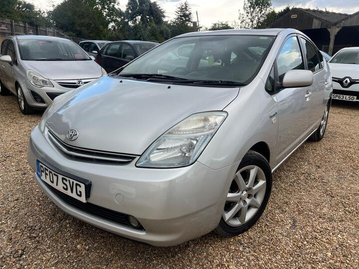 Toyota Prius 1.5 T Spirit CVT 5dr