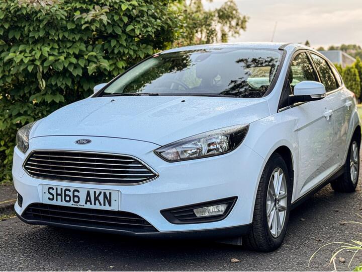 Ford Focus 1.0T EcoBoost Zetec Euro 6 (s/s) 5dr