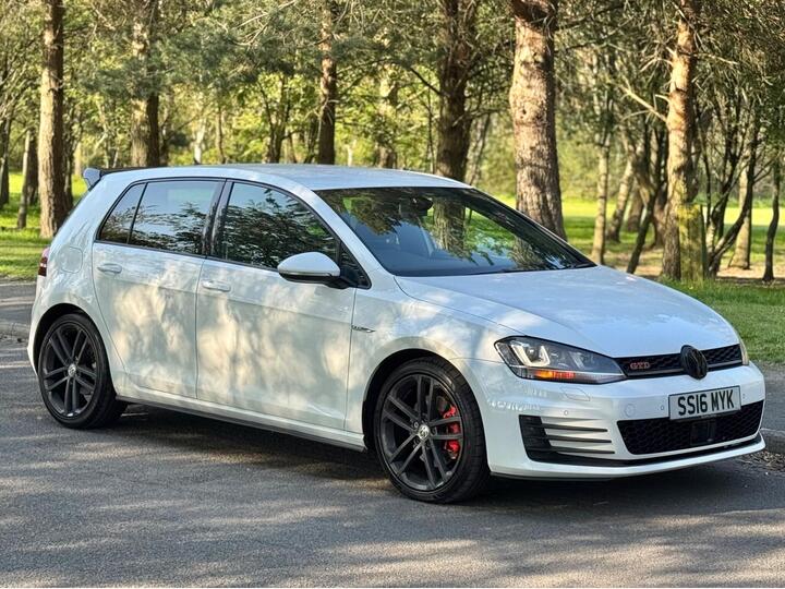 Volkswagen Golf 2.0 TDI BlueMotion Tech GTD Euro 6 (s/s) 5dr
