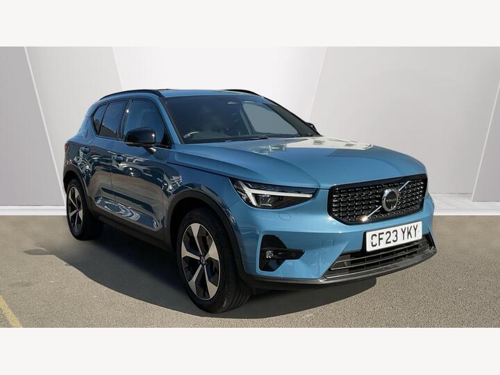 Volvo XC40 2.0 B4 MHEV Ultimate DCT Auto Euro 6 (s/s) 5dr