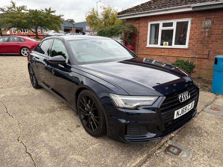Audi A6 Saloon 2.0 TDI 40 Black Edition S Tronic Euro 6 (s/s) 4dr Audi A6 Saloon 2.0 TDI 40 Black Edition S Tronic Euro 6 (s/s) 4dr