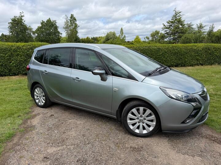 Vauxhall Zafira Tourer 1.4T 16V SE Euro 5 5dr Vauxhall Zafira Tourer 1.4T 16V SE Euro 5 5dr