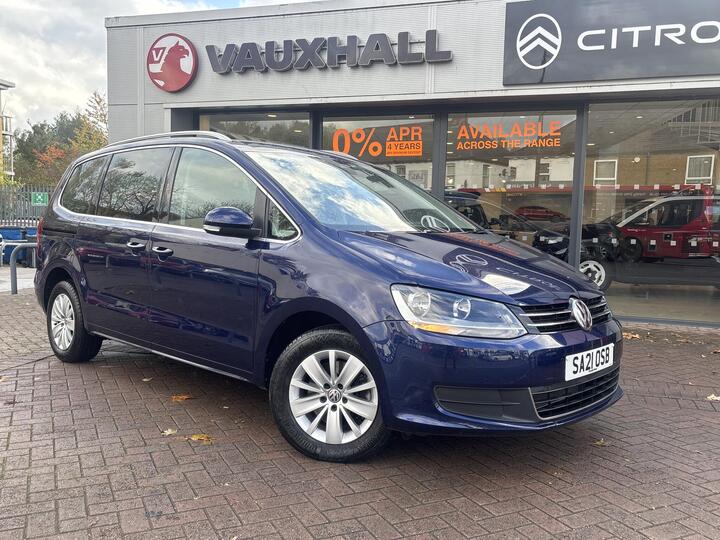 Volkswagen Sharan 1.4 TSI SE Nav DSG Euro 6 (s/s) 5dr Volkswagen Sharan 1.4 TSI SE Nav DSG Euro 6 (s/s) 5dr