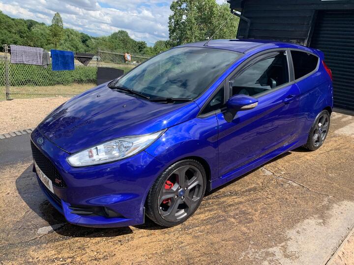 Ford Fiesta 1.6T EcoBoost ST-2 Euro 6 3dr