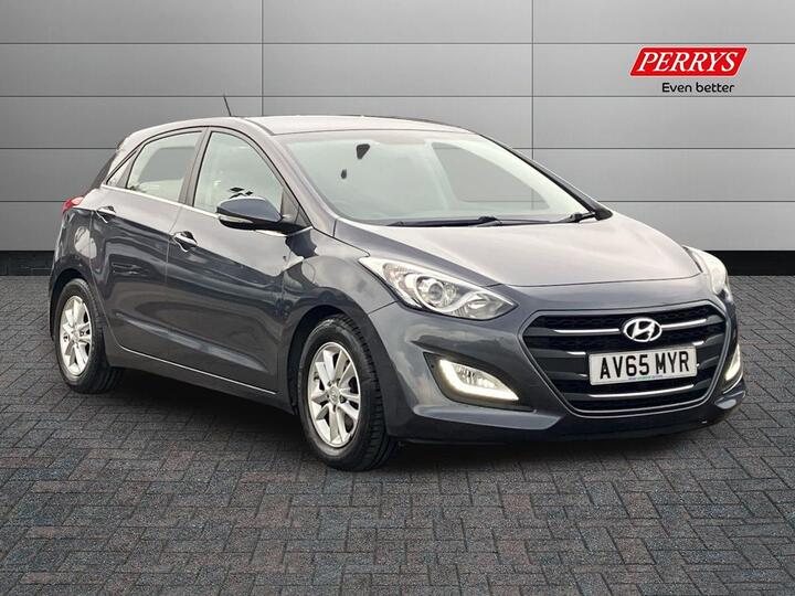 Hyundai I30 1.6 CRDi Blue Drive SE Nav Euro 6 (s/s) 5dr Hyundai I30 1.6 CRDi Blue Drive SE Nav Euro 6 (s/s) 5dr