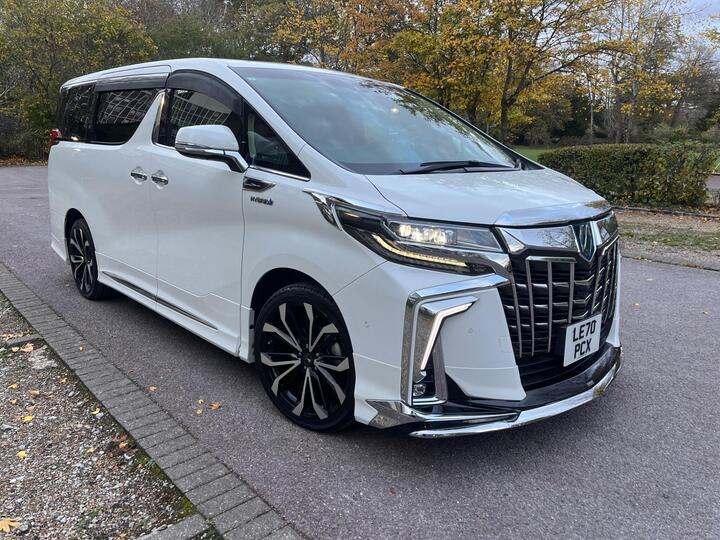 Toyota Alphard 2.5 HYBRID EXECUTIVE LOUNGE TWINSUNROOF