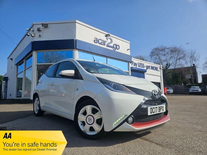 Toyota AYGO 1.0 VVT-i X-claim Funroof Euro 6 5dr