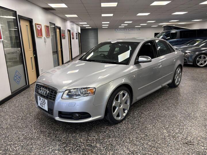 Audi S4 4.2 L 4 DOOR STUNNING CAR LEATHER  RECARO