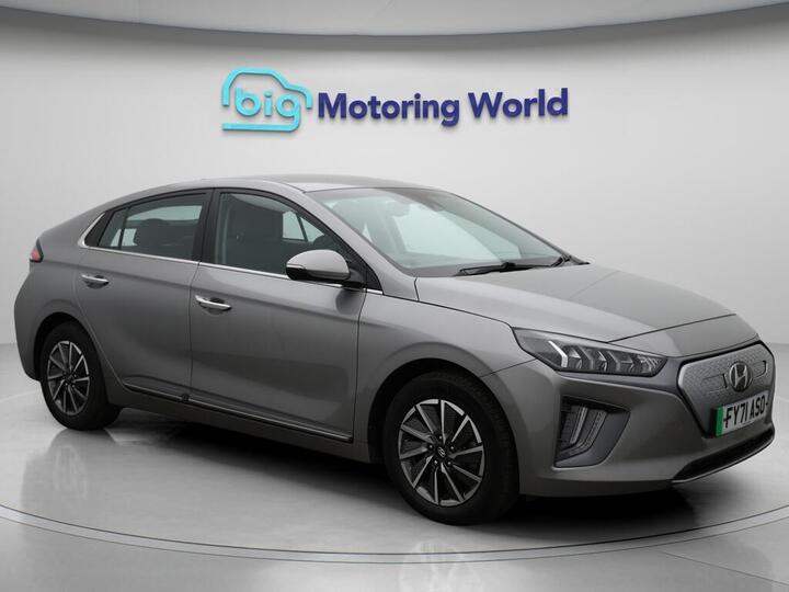 Hyundai IONIQ 38.3kWh Premium Auto 5dr Hyundai IONIQ 38.3kWh Premium Auto 5dr