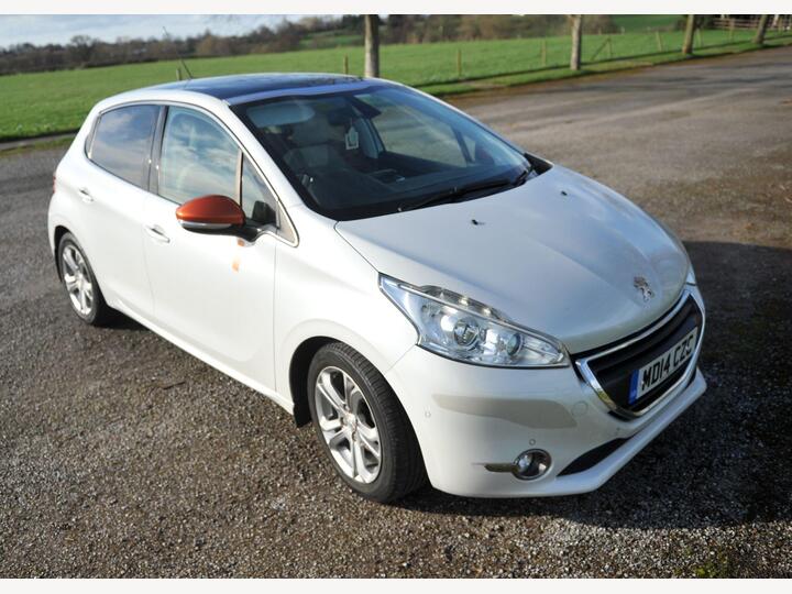 Peugeot 208 1.2 VTi Roland Garros Euro 5 5dr