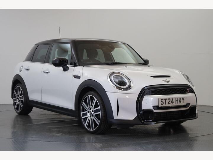 MINI Hatch 2.0 Cooper S Exclusive Steptronic Euro 6 (s/s) 5dr