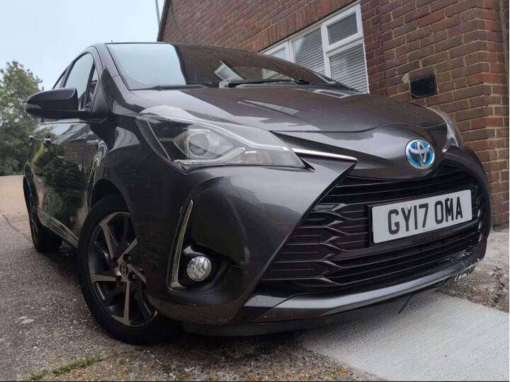 Toyota YARIS 1.5 VVT-h Excel E-CVT Euro 6 (s/s) 5dr (15in Alloy)
