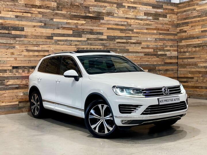 Volkswagen TOUAREG 3.0 TDI V6 BlueMotion Tech R-Line Tiptronic 4WD Euro 6 (s/s) 5dr