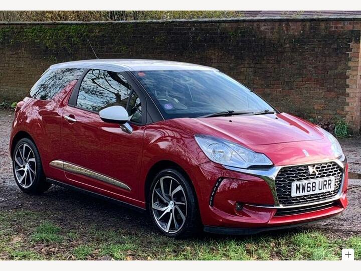 DS AUTOMOBILES DS 3 1.2 PureTech Connected Chic EAT6 Euro 6 (s/s) 3dr DS AUTOMOBILES DS 3 1.2 PureTech Connected Chic EAT6 Euro 6 (s/s) 3dr